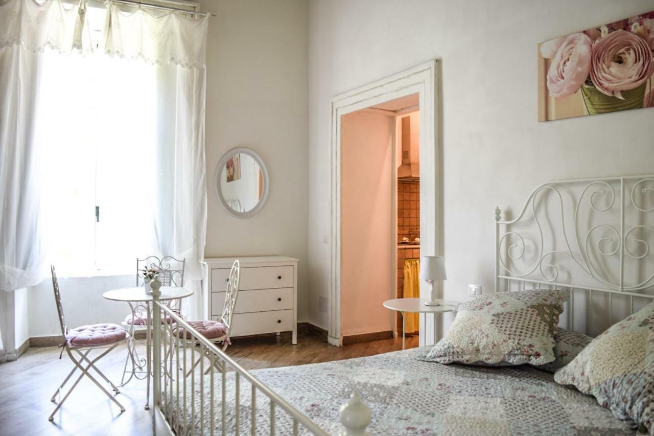 Maison La Mitra - Dimore Partenopee Napels Buitenkant foto